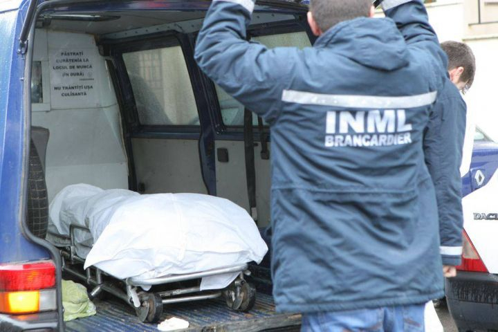 Bacau: O minora din Bogdănești, găsită carbonizată în grădina casei. Polițiștii au deschis un dosar penal