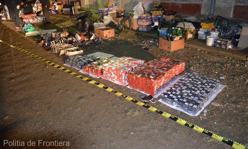 Peste 4.000 de pachete de ţigări de contrabandă ascunse în statuete de ceramică, la Botoșani
