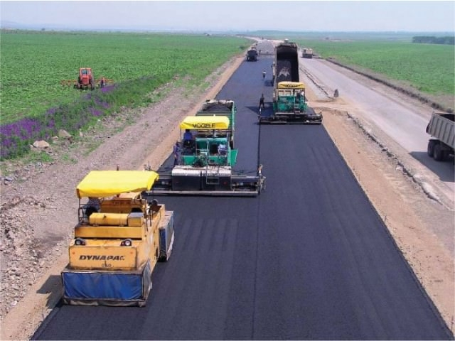 S-au reluat lucrările la Centura Bacăului
