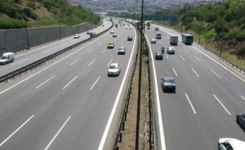 FOTO/VIDEO Imagini spectaculoase din drona cu evolutia lucrarilor la autostrada Moldovei. Cat s-a realizat din proiect