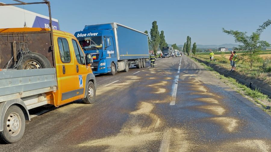  Blocaj rutier pe E 85, la Bacău, din cauza unui accident