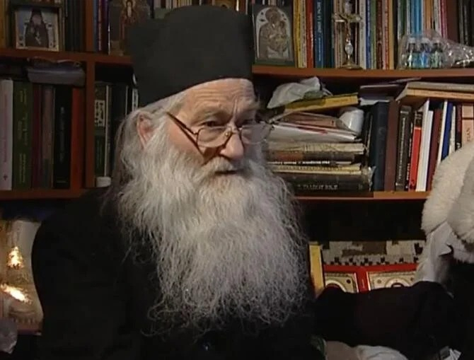 Începe Postul Crăciunului - Nașterii Domnului. Părintele Iustin Pârvu arată o mare greșeală de care să ne ferim