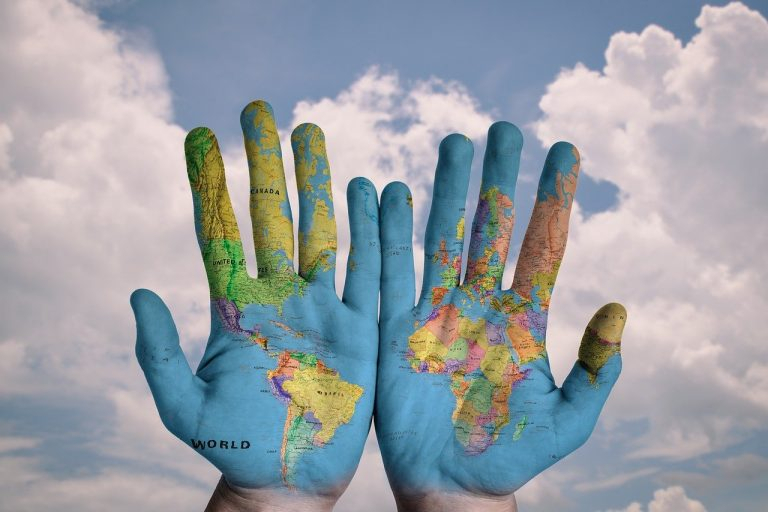 Disciplina Geografie ''a dispărut'' dintre materiile studiate la clasele a XI-a și a XII-a