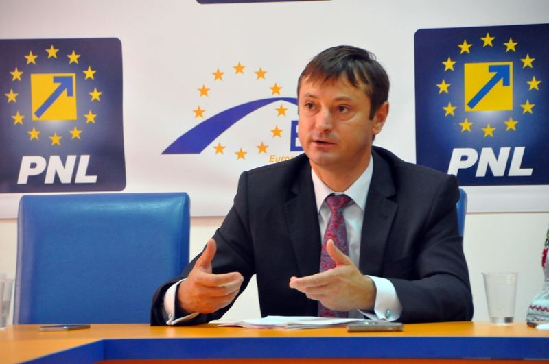 „Vrei să ne batem? Hai s-o facem