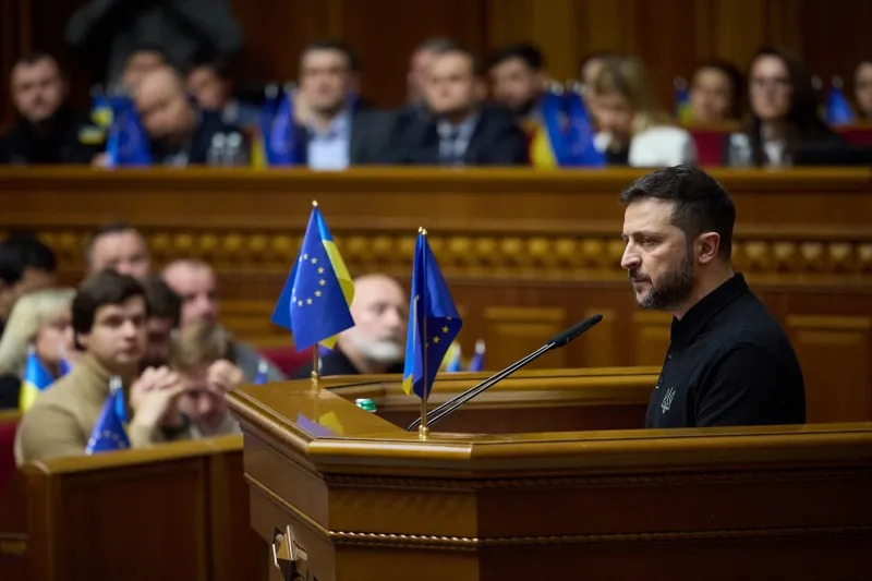 Rada Supremă a Ucrainei nu a adoptat rezoluția privind susținerea atribuțiilor lui Zelenski