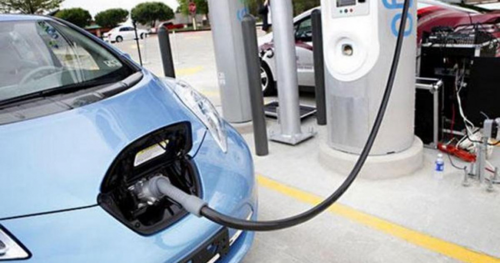 Iașul în era autonomiei. Revoluția transportului electric