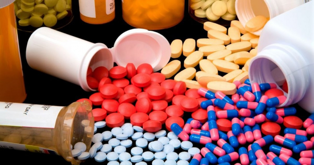 Criza medicamentelor generice se adâncește. Producătorii avertizează asupra impactului creșterii euro și cer măsuri urgente