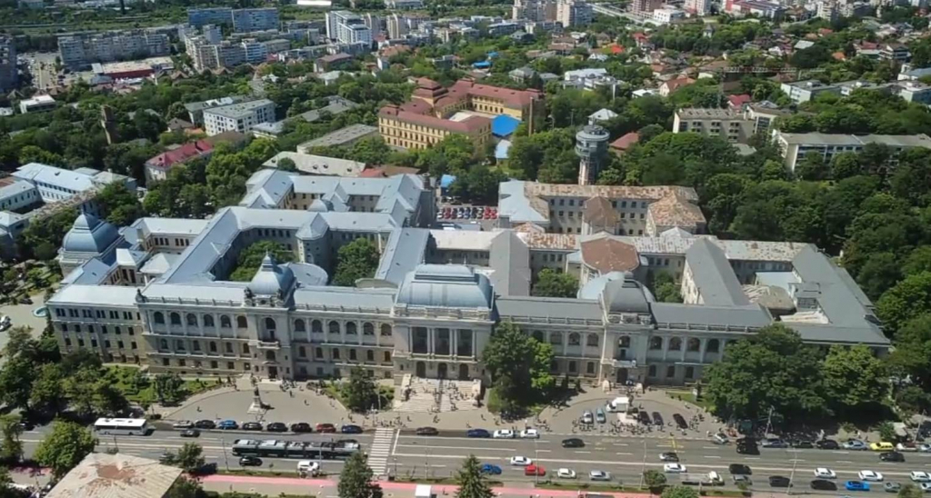 Cifre record la UAIC: peste 4 milioane de euro pentru studenţi şi cadre didactice