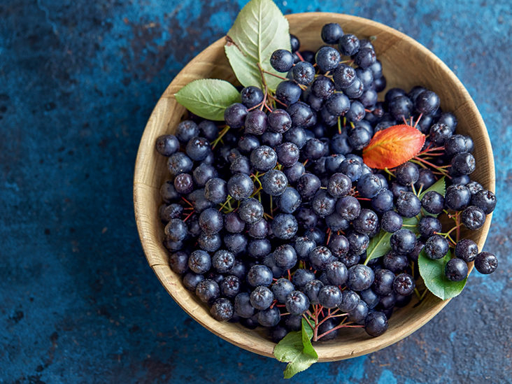 FOTO/VIDEO - Aronia, fructul minune pentru diabetici