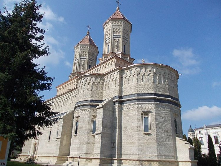 Ce poți face vara, în capitala Moldovei, cu bani puțini