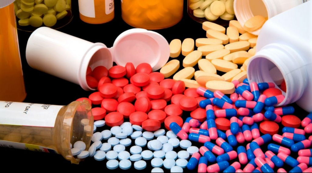 Românii au cumpărat peste 700 de milioane de cutii de medicamente