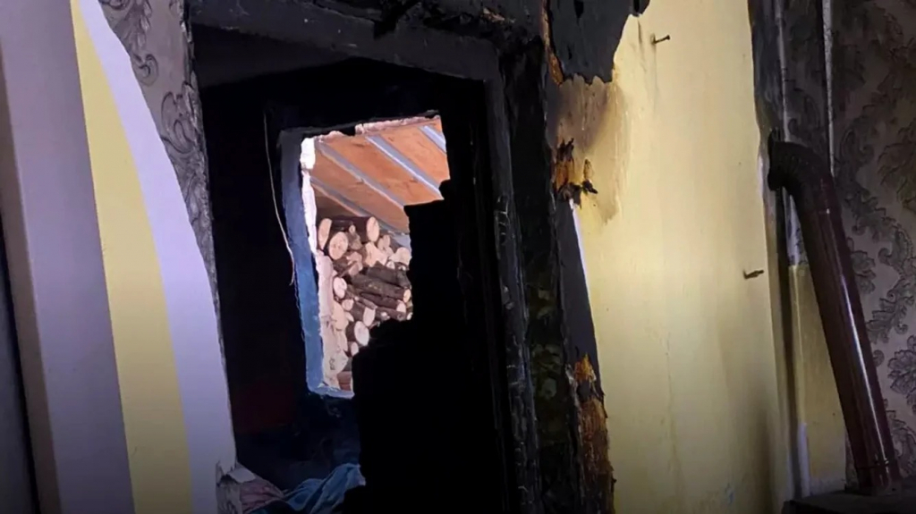 Două fete de 3 și 8 ani au ajuns în stare gravă la spital după ce au fost arse într-o explozie