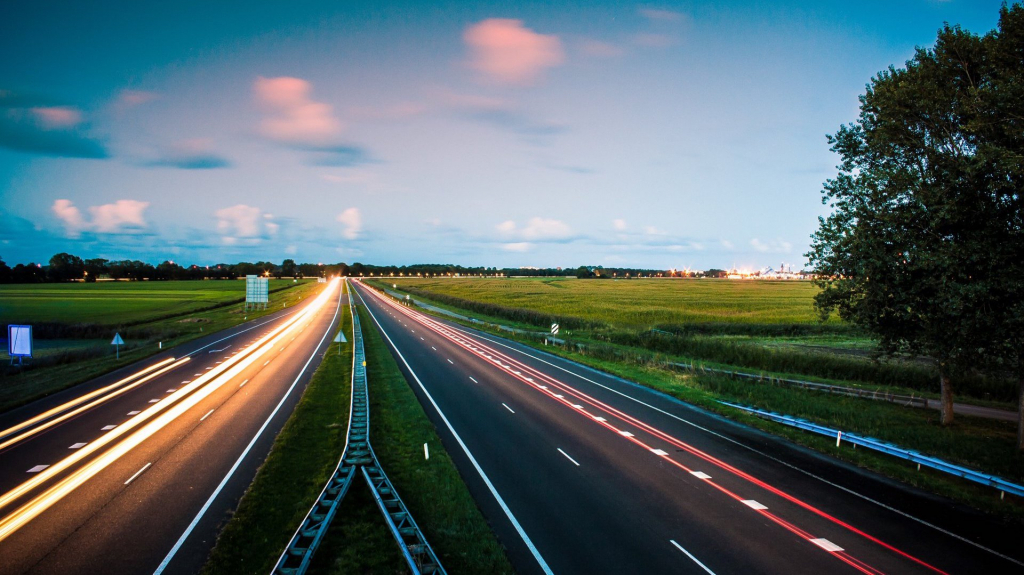 Un nou scandal pe Autostrada A8: UMB cere anularea rezultatului licitației pentru lotul Joseni – Ditrău