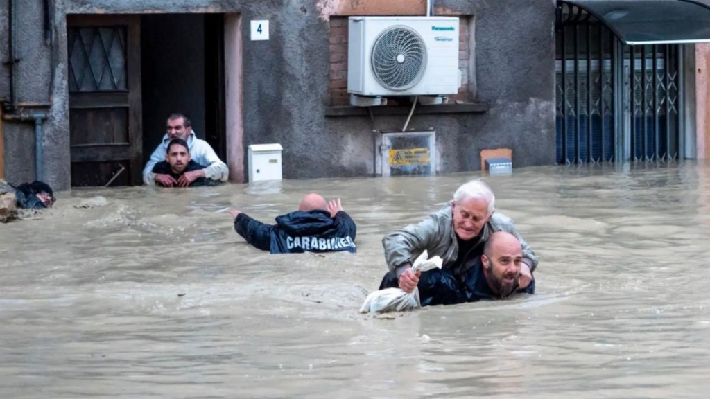 Ciclonul din Italia amenință România