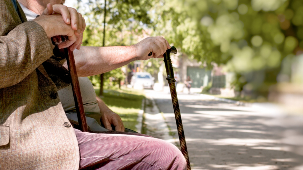 Iașul vârstnicilor. Amintiri dintr-un oraș care se schimbă mai repede decât timpul