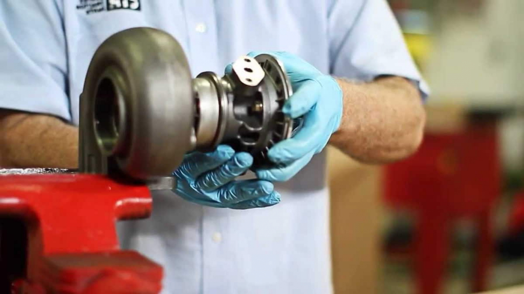  De ce e bine să recondiționezi turbina mașinii la timp? Iată ce pierzi dacă amâni momentul