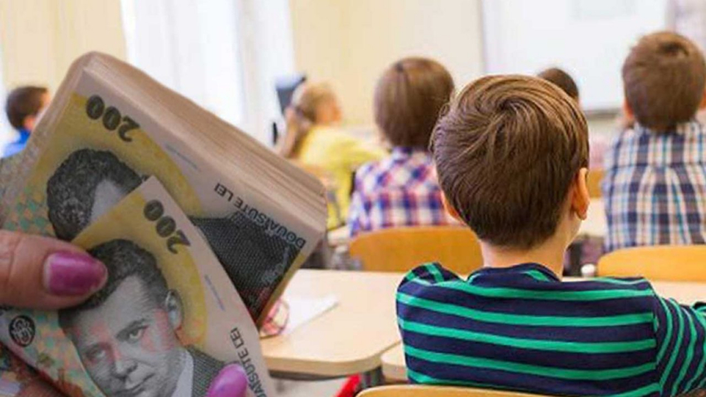 În sfârșit, premierul ia măsuri: „Acordarea burselor de merit pentru elevi care au media 2 reprezintă o situaţie total anormală