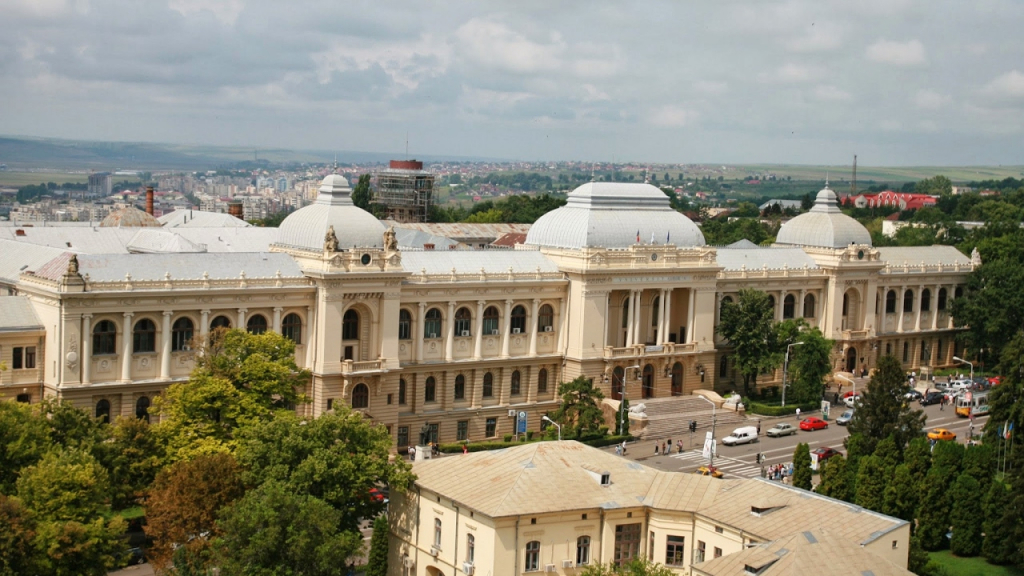 Au început preînscrierile online, la UAIC