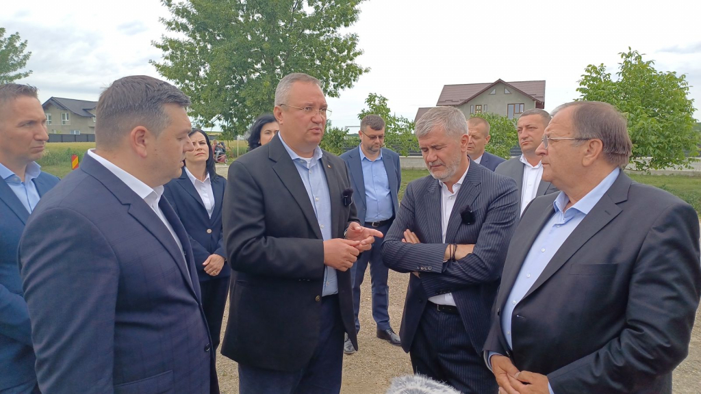 Preşedintele PNL a vizitat lucrările de la Barajul Vârfu Câmpului de pe râul Siret