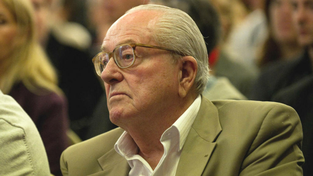 A murit Jean-Marie Le Pen, liderul istoric al extremei drepte franceze