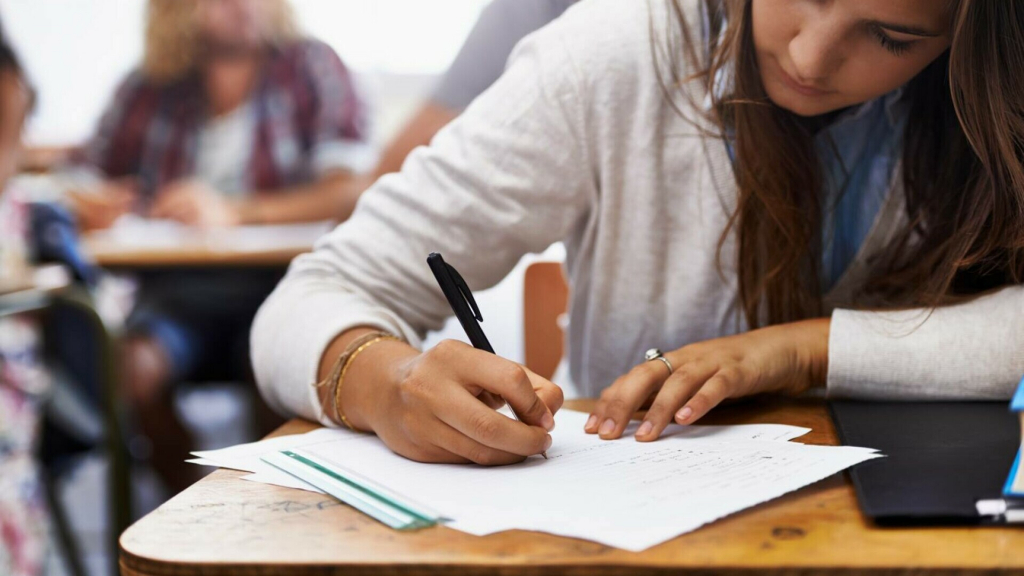 Simulare Națională la Matematică: „Suntem copii de nota 10, dar tot a fost destul de greu”