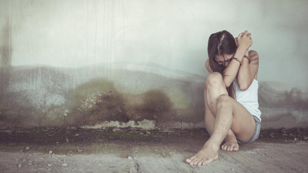 O treime dintre prostituatele sunt din România. Iașul, în topul victimelor traficului de persoane