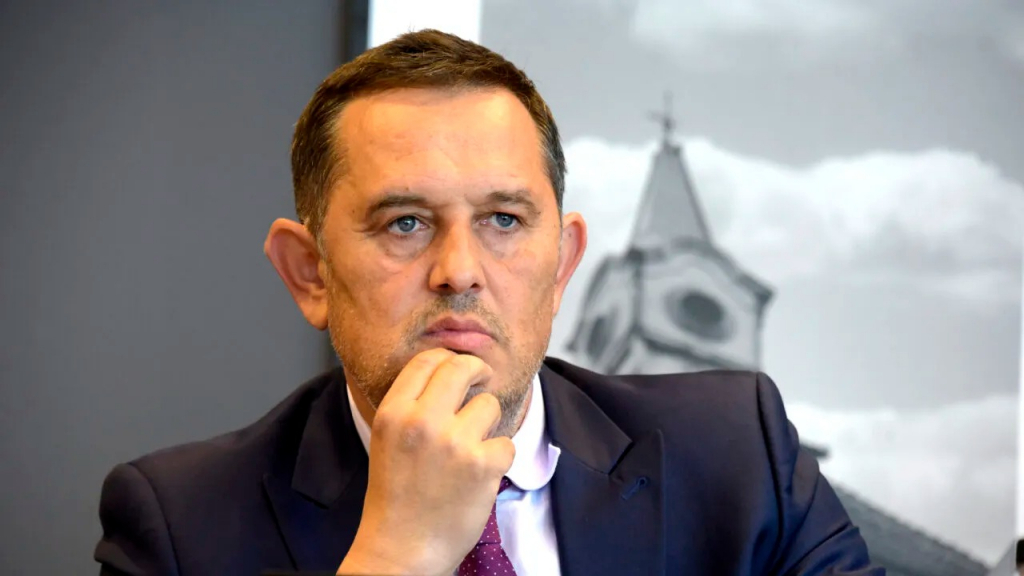 Gheorghe Piperea (AUR): Declarațiile lui László Tőkés sunt neavenite și provocatoare!