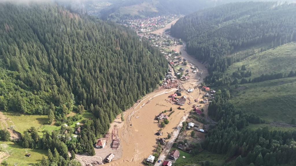 FOTO -- Apel umanitar -- Ajutor pentru Broșteni