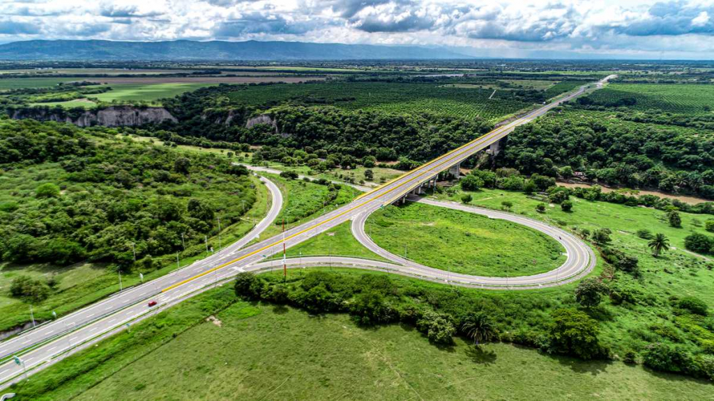 În vară vor fi scoase la licitaţie două sectoare din autostrada A7