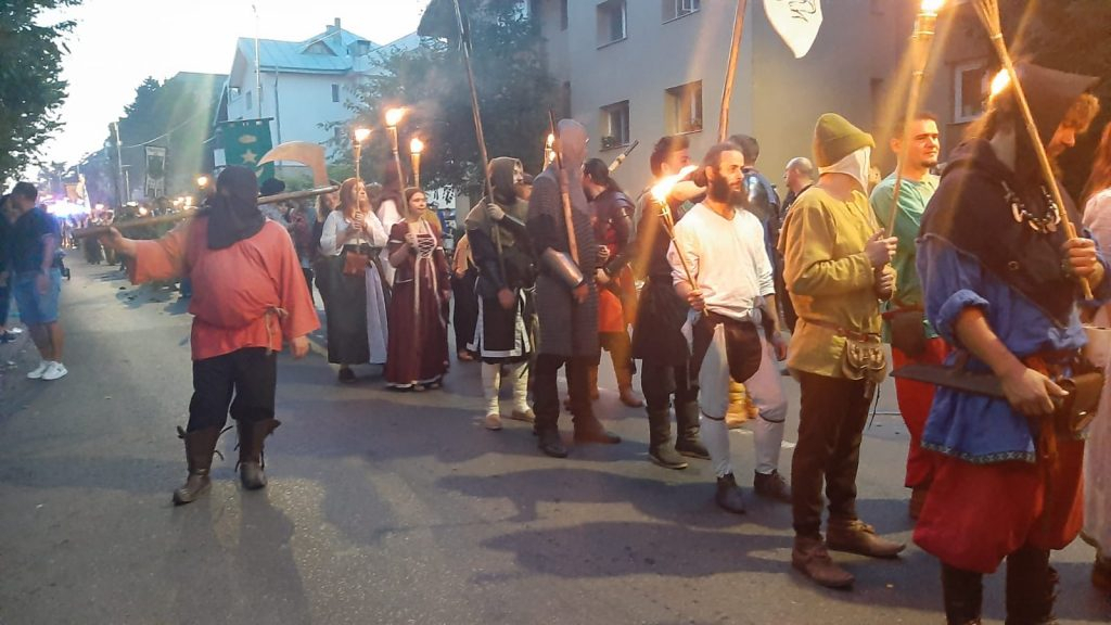 Număr-record de participanți la Festivalul de Artă Medievală „Ștefan cel Mare”