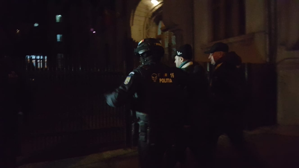  Pistolarul din Păcureţ, arestat preventiv!