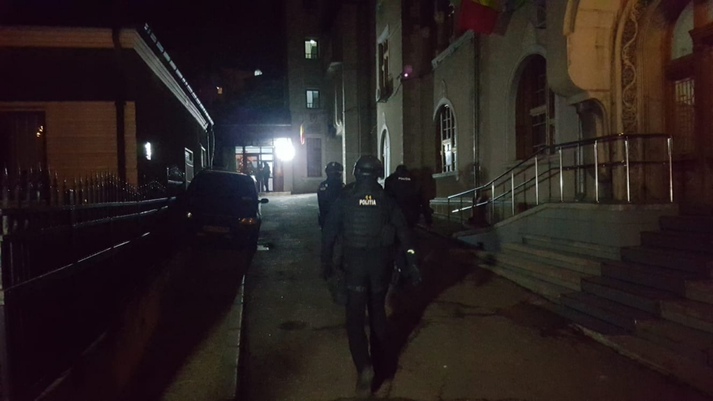 FOTO/VIDEO - A fost prins interlopul care a împușcat un bărbat, în Păcureț