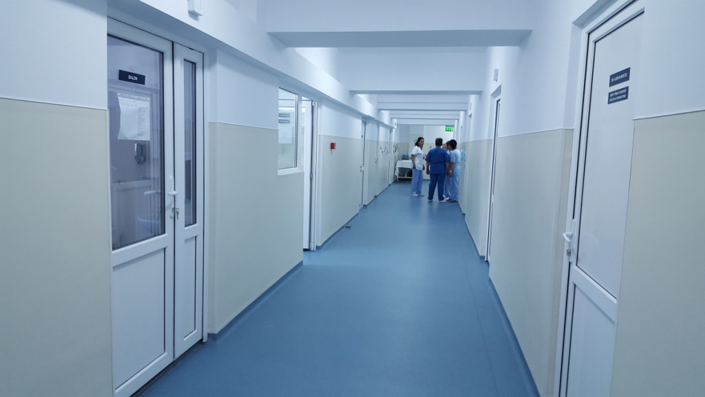 Dispar absolvenții de la medicină! Şeful CMR: Nu ştim unde sunt, dar oricum nu-i regăsim în Colegiu