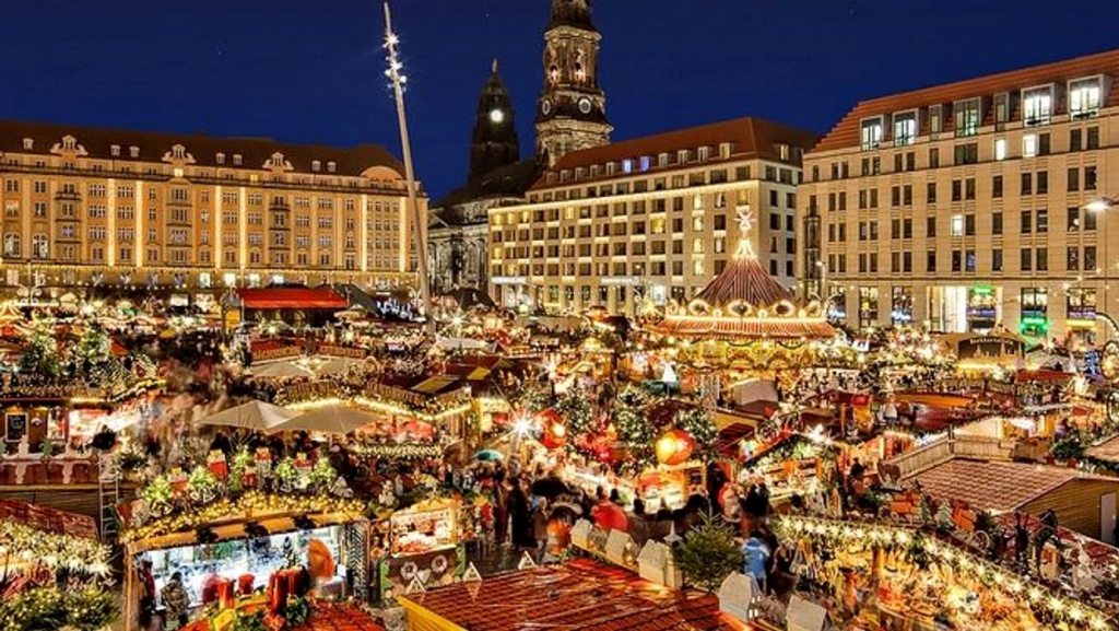 Care este, de fapt, cel mai frumos târg de Crăciun din Europa. Atmosfera este magică, iar decorul pare desprins din povești