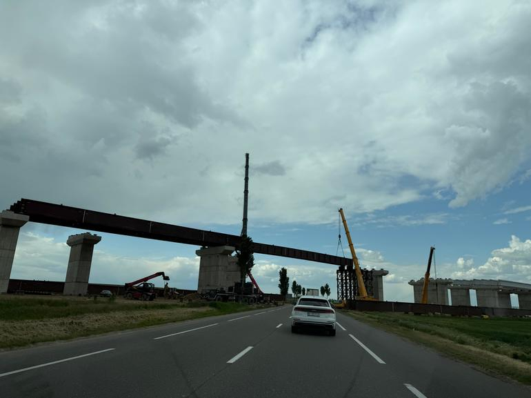 Avans spectaculos pe Autostrada A7. Lotul 2 Focșani–Bacău a trecut de 50% execuție, iar finalizarea e estimată pentru sfârșitul lui 2025