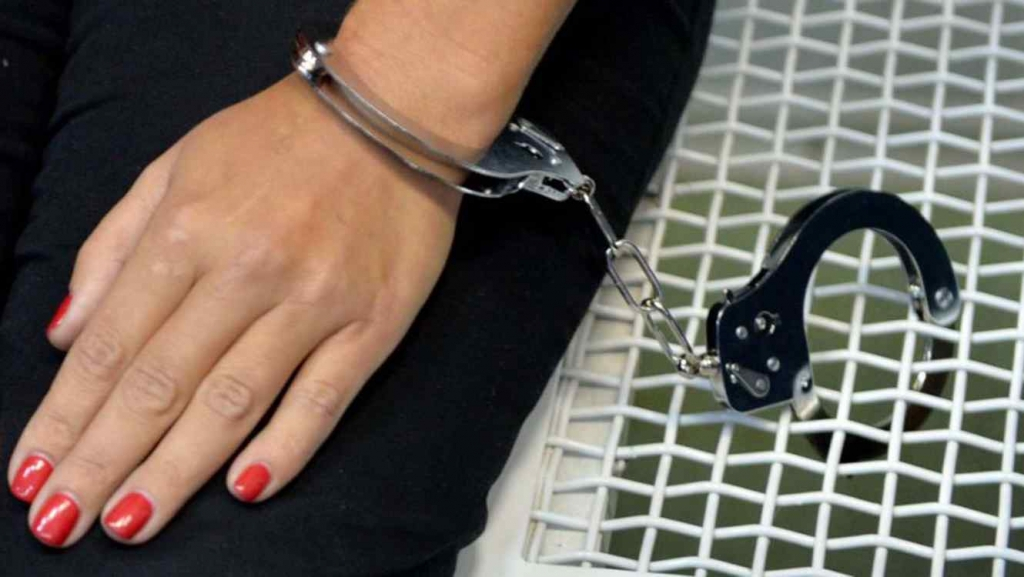 Petonela, cea mai tânără campioană la tâlhării
