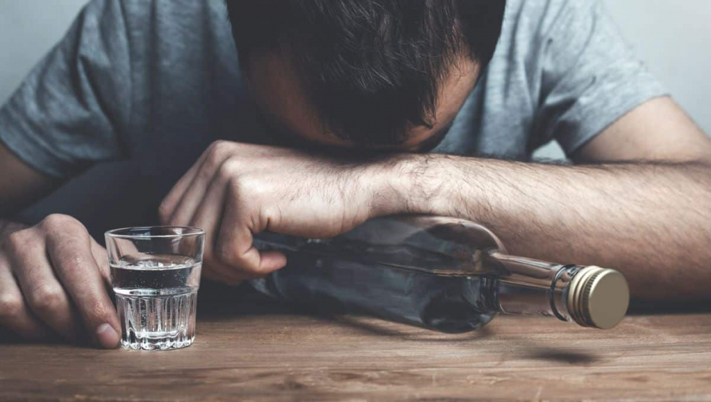 Ieșeni, atenție la consumul de alcool pe timpul verii! Riscuri uriașe