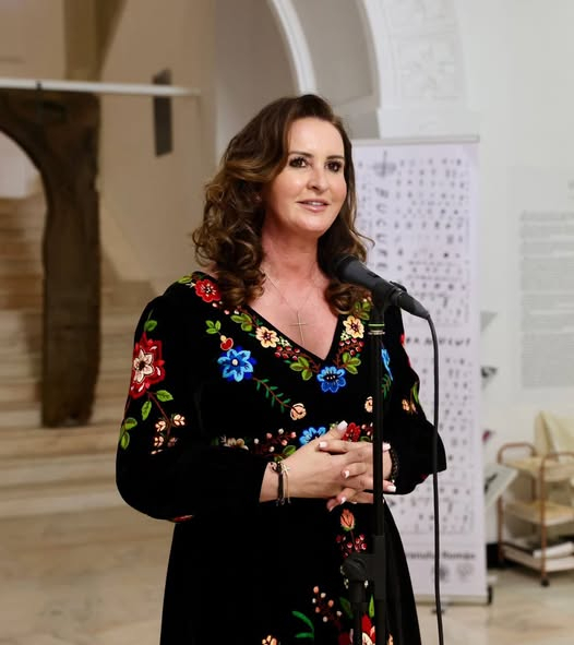 ­­­­­Ministrul Culturii a venit la Iași să rezolve problema Teatrului Cub