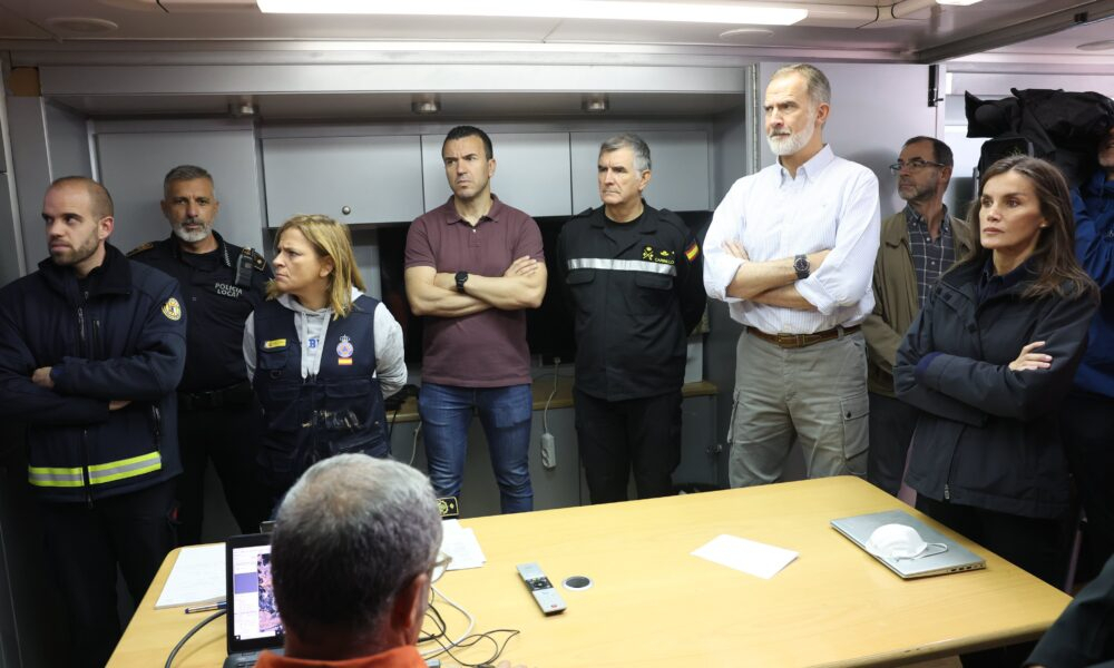 Strigăte la vizita Regelui Spaniei şi a premierului. „Asasini!”
