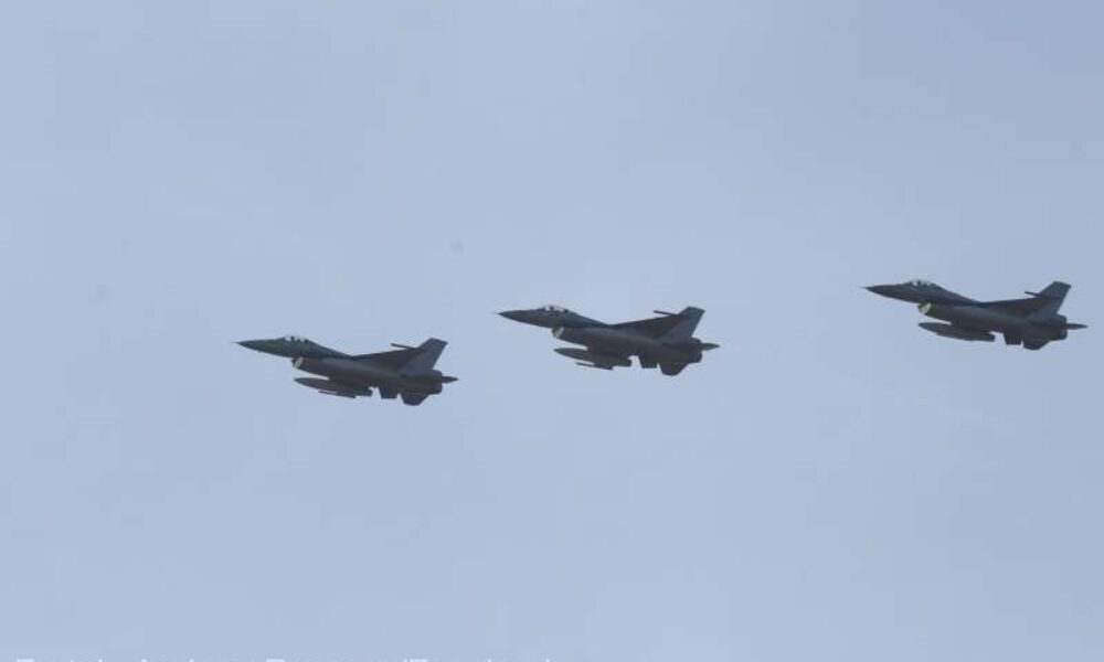 Cadoul ”otrăvit” pentru România: 18 avioane F-16