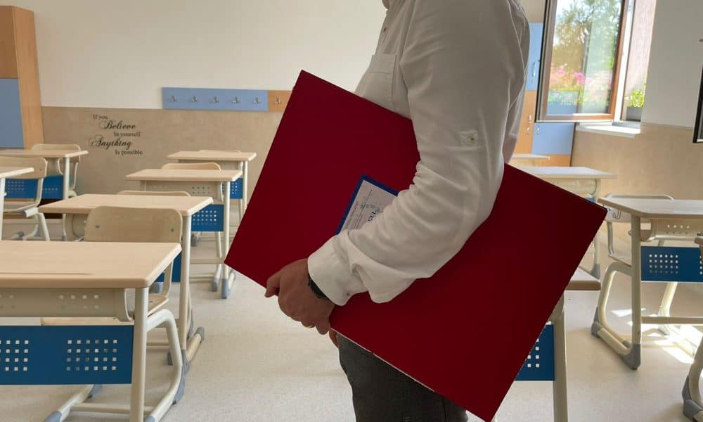 Peste 1.100 de ieșeni au ratat șansa de a obține un job în învățământ