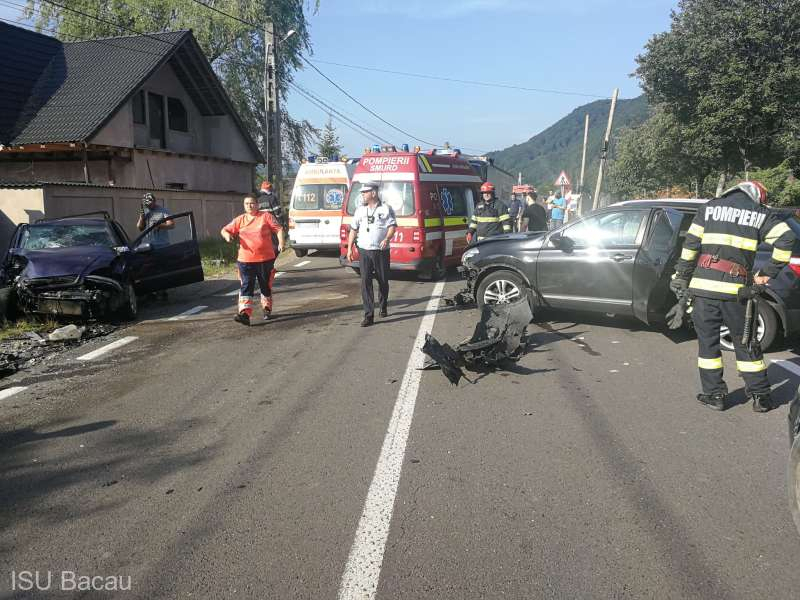 Accident grav la Oituz. Cinci persoane au fost rănite