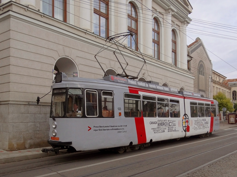 Încheierea vacanţei a readus mijloacele de transport la stradă
