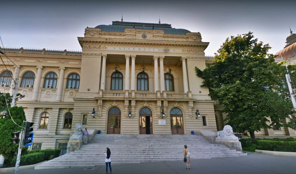  Tineri din 15 ţări au venit la Iaşi, la Școala Internațională de Vară de la UIAC