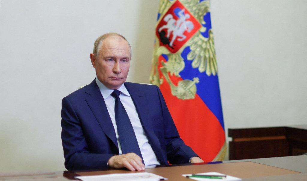 Vladimir Putin: 'NATO va fi în război cu Rusia dacă autorizează Ucraina să lanseze rachete cu rază lungă de acţiune'