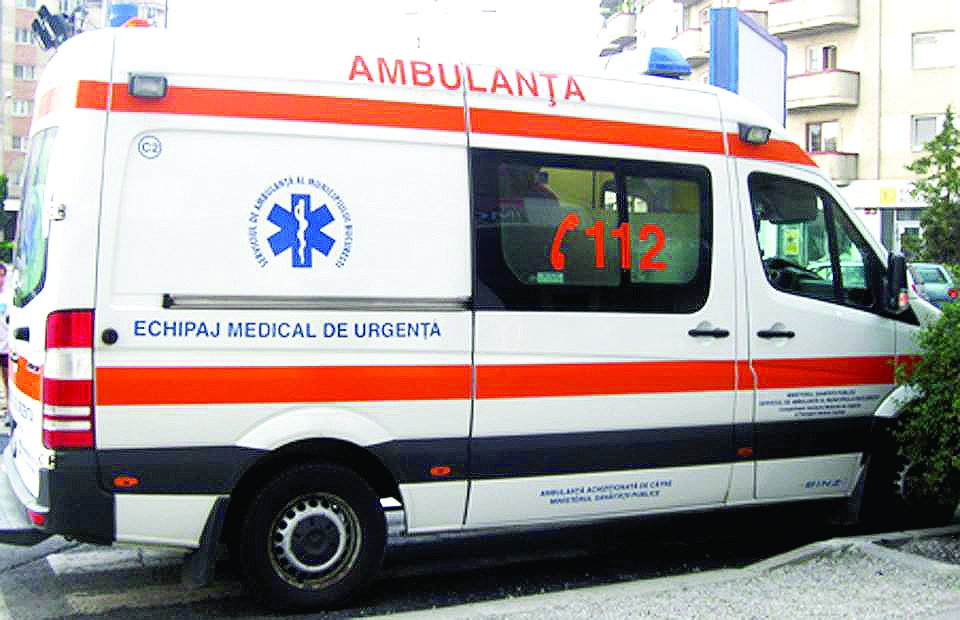 Cât încasează pe lună un brancardier de pe ambulanță și la ce riscuri se expune