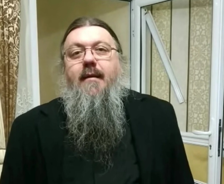Acuzații de relații sexuale în Eparhia Cernăuților și a Bucovinei a Bisericii Ortodoxe Ucrainene. Un arhimandrit este ținta 