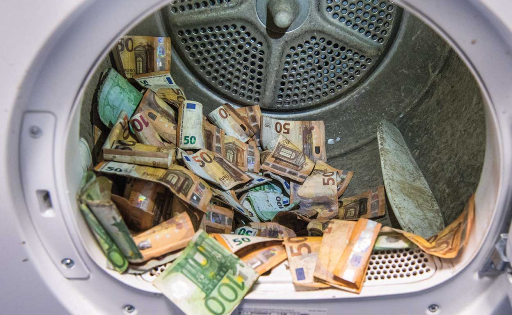 Un vasluian a ajuns la pușcărie pentru... spălare de bani