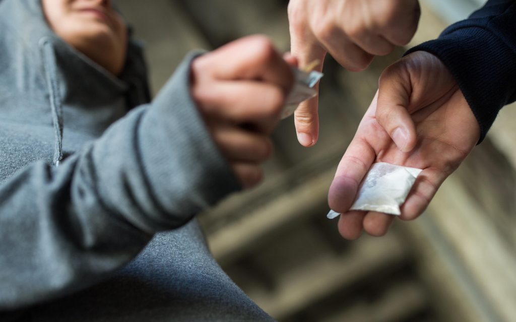 Cu cât se vinde cocaina pe străzile din Iași