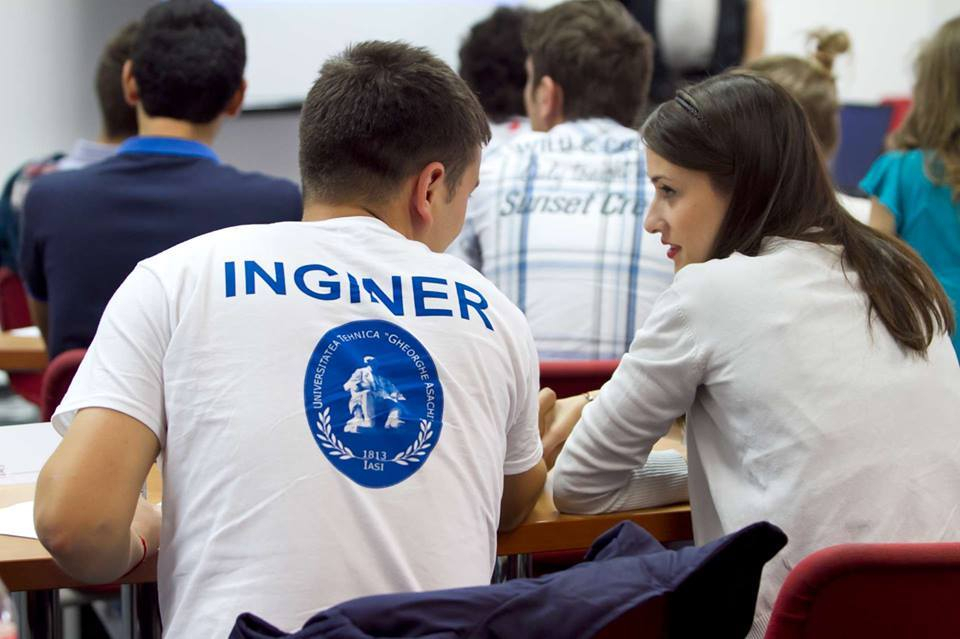 Mii de viitori ingineri, așteptați la TUIASI